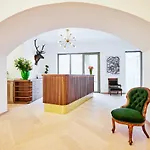 Boutiquehotel Zum Goldenen Hirschen