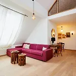 Boutiquehotel Zum Goldenen Hirschen 4* 格蒙登