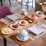 酒店 Boutiquehotel Zum Goldenen Hirschen