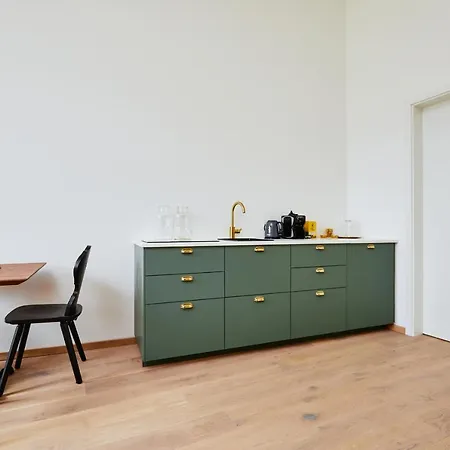 Hotel Boutiquehotel Zum Goldenen Hirschen 4*