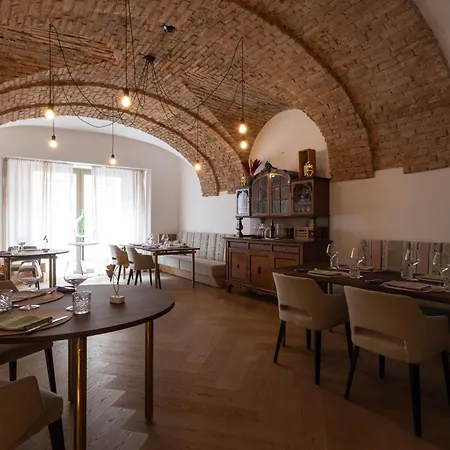 Boutiquehotel Zum Goldenen Hirschen