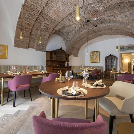 Boutiquehotel Zum Goldenen Hirschen Hotel Gmunden