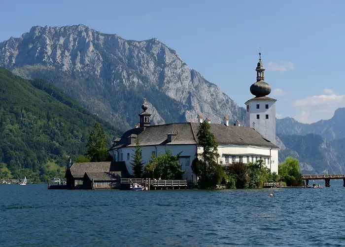 Boutiquehotel Zum Goldenen Hirschen 4* Gmunden