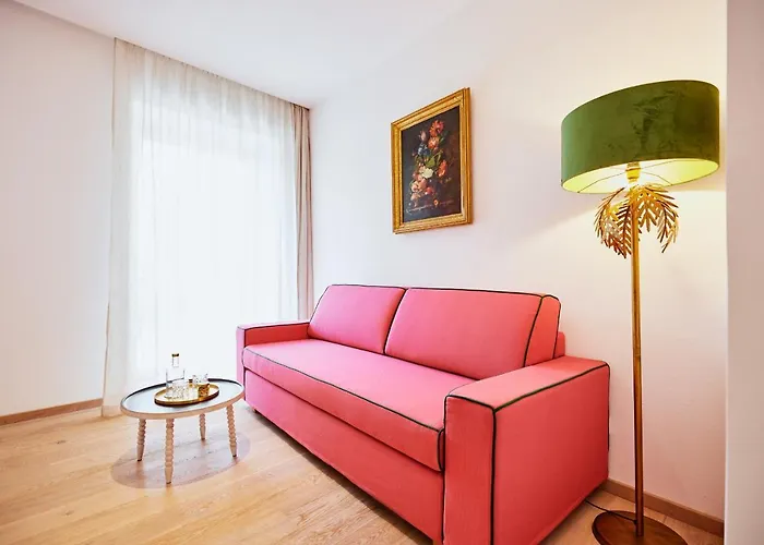 Boutiquehotel Zum Goldenen Hirschen ホテル グムンデン