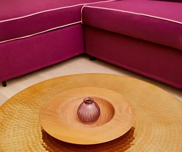 ホテル Boutiquehotel Zum Goldenen Hirschen 4*