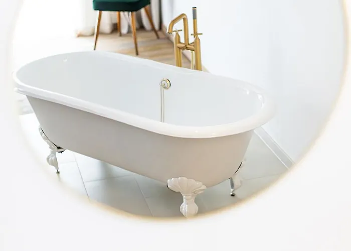 ホテル Boutiquehotel Zum Goldenen Hirschen