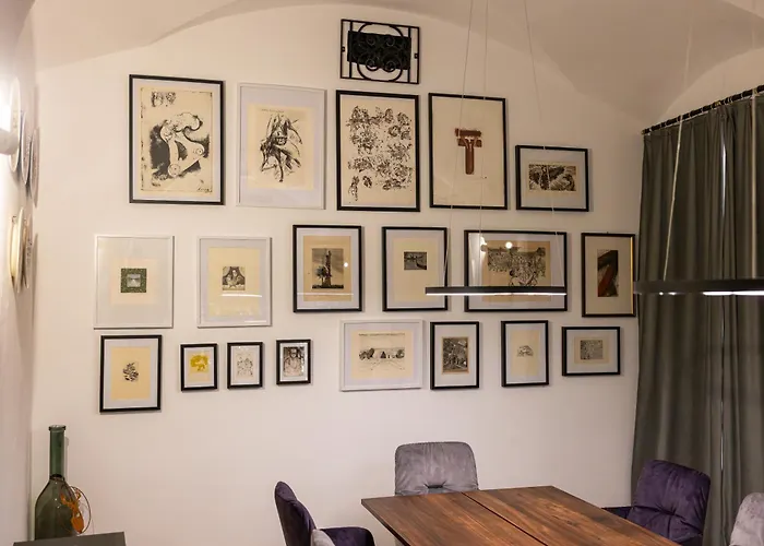 Boutiquehotel Zum Goldenen Hirschen 4*