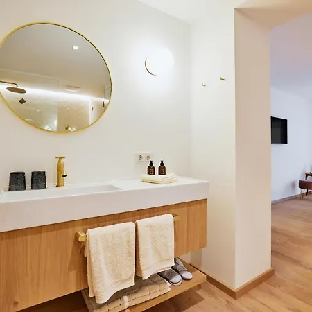 فندق Boutiquehotel Zum Goldenen Hirschen