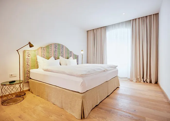 Boutiquehotel Zum Goldenen Hirschen