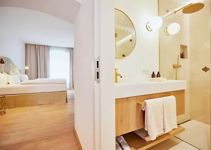 Boutiquehotel Zum Goldenen Hirschen Hotel