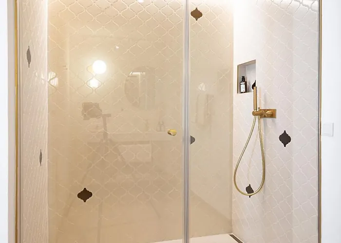 Boutiquehotel Zum Goldenen Hirschen 4*